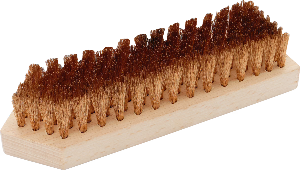 Pajarito_Dummy_Stain brush phosphor bronze wire_041873_014360_2021-02 A wooden brush with bristles on top, designed for cleaning or grooming purposes. The bristles are densely packed, giving the brush a robust appearance. The handle is made of light-colored wood, enhancing its aesthetic. The bristles are a mix of light and dark brown, suggesting natural materials, possibly horsehair or a similar fiber. The overall design is functional yet visually appealing, making it suitable for various cleaning tasks.