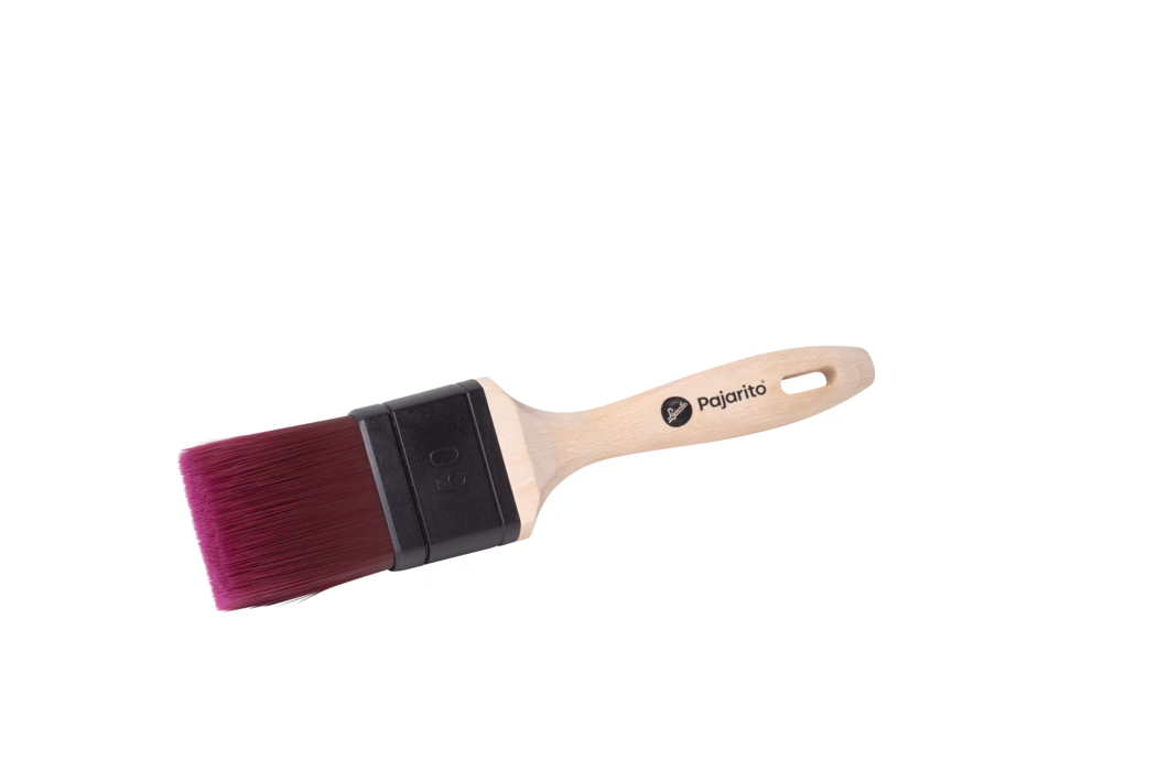 Pajarito_Dummy_Flat brush WaterSol P-Line_179084_179085_179086_179087_2024-02 A flat paintbrush with burgundy synthetic bristles, a black metal ferrule marked '50', and a smooth wooden handle stamped with the brand name 'Pajarito', photographed on a white background.